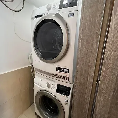 Johannesburg Spacious Family W Free Parking And Playground דירה סופיה